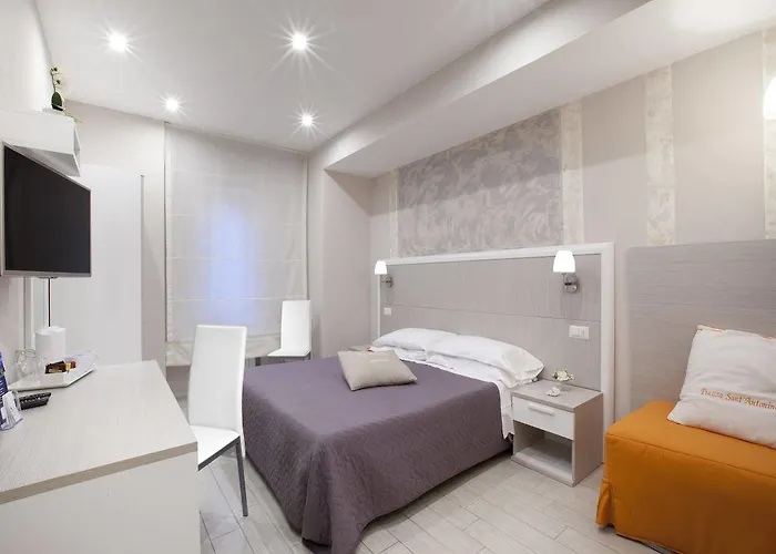 夸特洛广场宿加早餐旅馆 住宿加早餐酒店